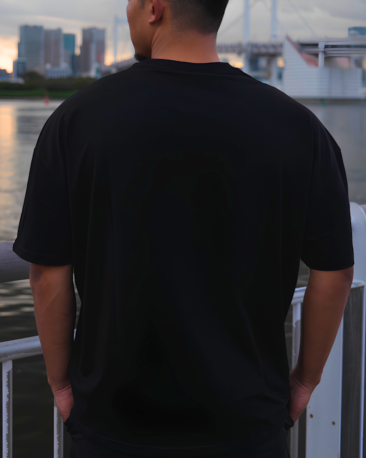 DIFFERENT OVERSIZED T-SHIRT